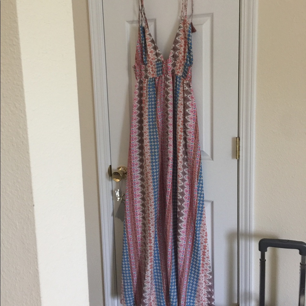 Lulu’s Maxi Dress...new with tags.